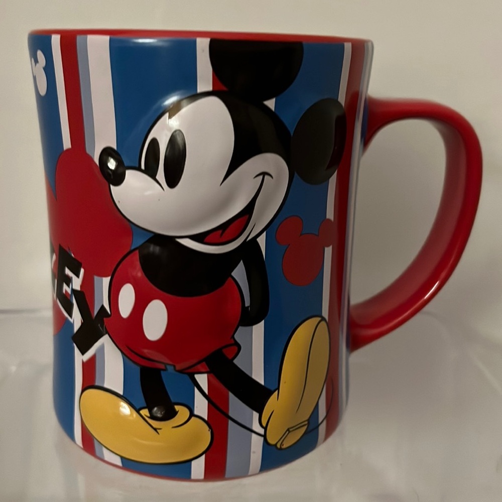 Disney 3D Mickey Mouse Coffee Mug EUC